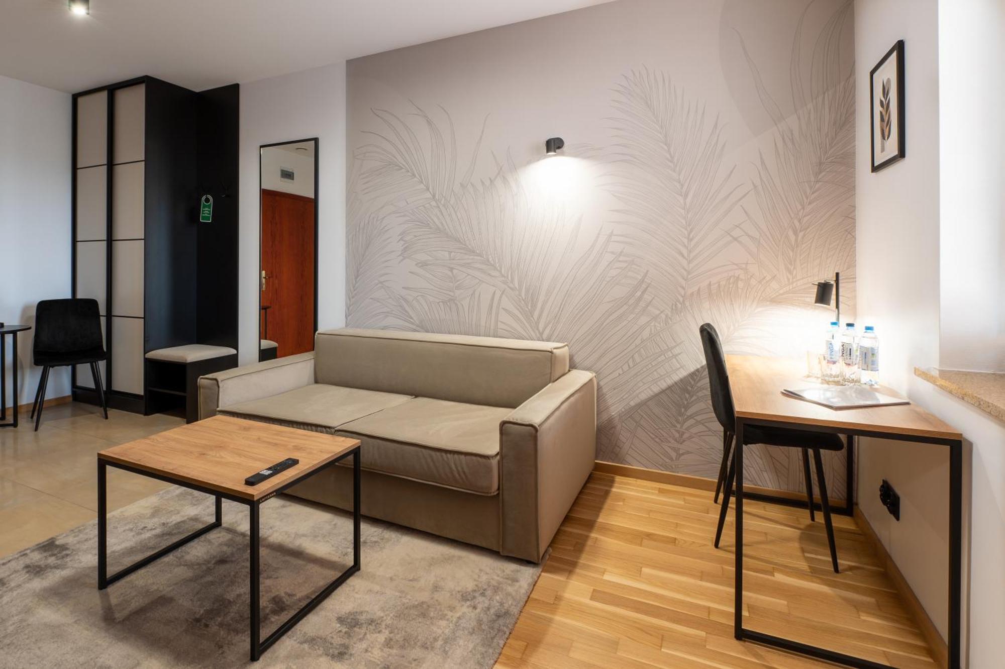 Hotel Reslinski Grodzisk Wielkopolski Extérieur photo